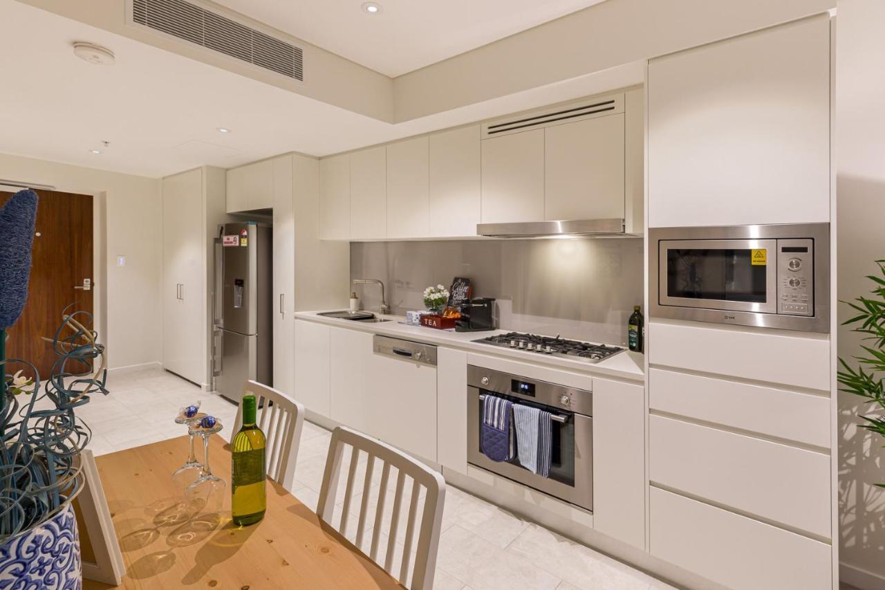 Hamptons Retreat On Level 77 Skytower Appartement Brisbane Buitenkant foto